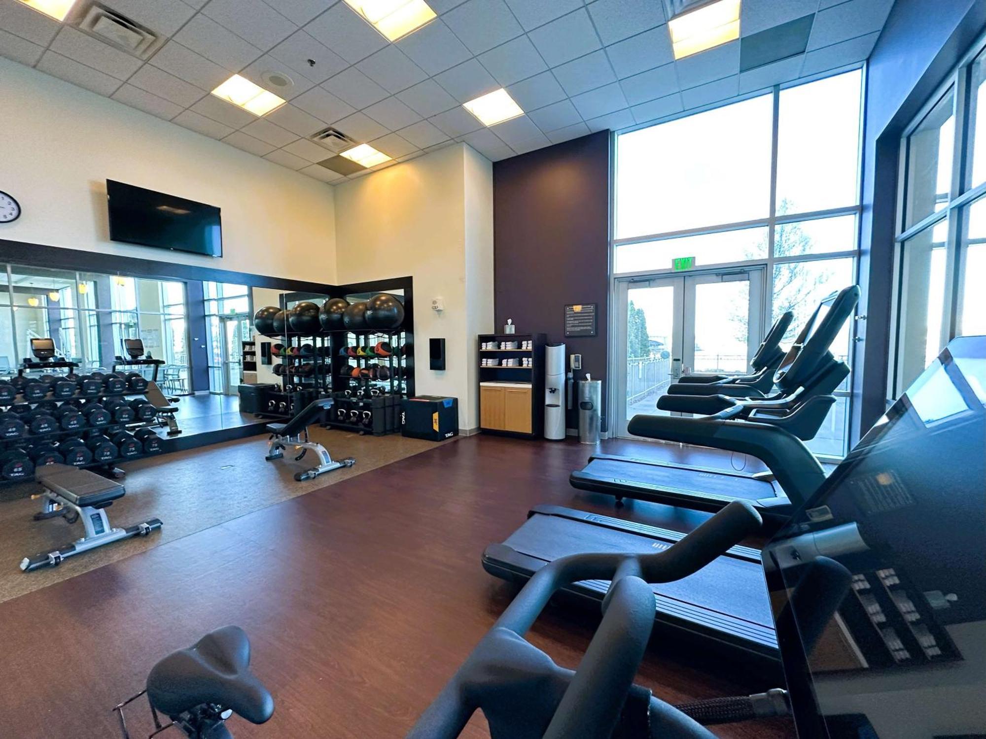 Doubletree By Hilton Bay City - Riverfront Экстерьер фото